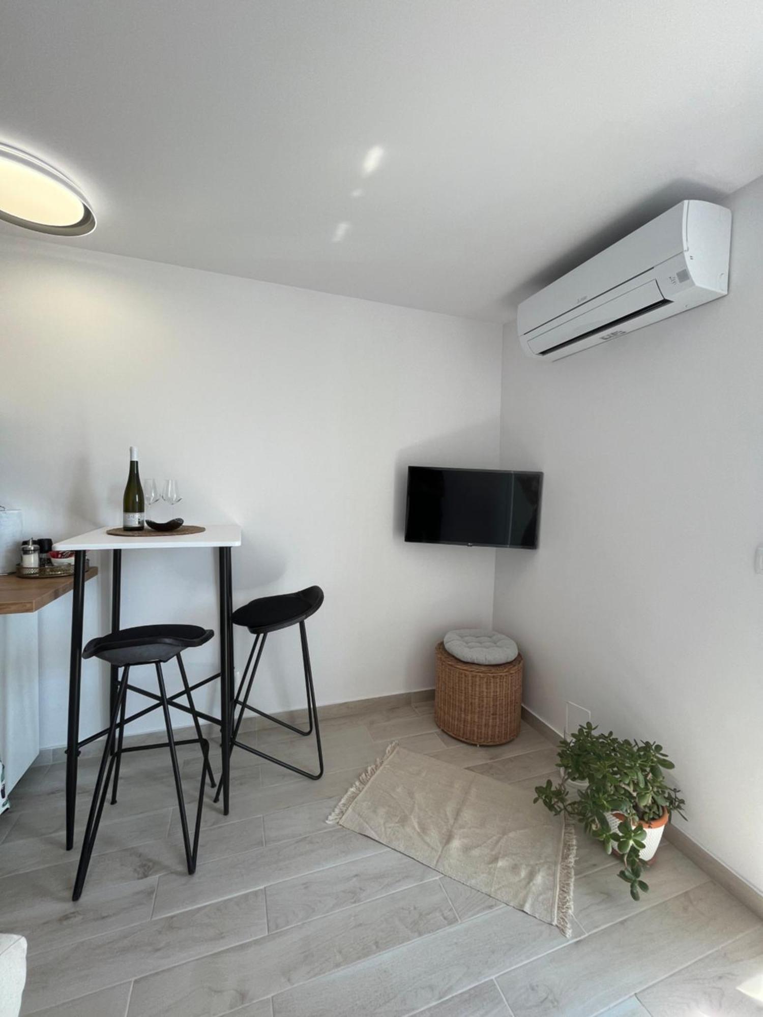 Apartments Old Town Hvar Sea View Хвар Экстерьер фото